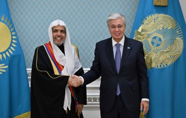 الرئيس الكازاخستاني يستقبل الأمين العام لرابطة العالم الإسلامي
