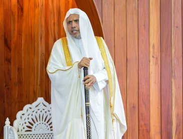 آج ”آکلینڈ “ میں واقع جامع الرحمن  کے باضابطہ افتتاح کے بعد اس کے منبر سے: سیکرٹری جنرل رابطہ اور چیئرمین مسلم علماء کونسل، عزت مآب شیخ ڈاکٹر محمد العیسی نے جمعہ کا خطبہ دیا