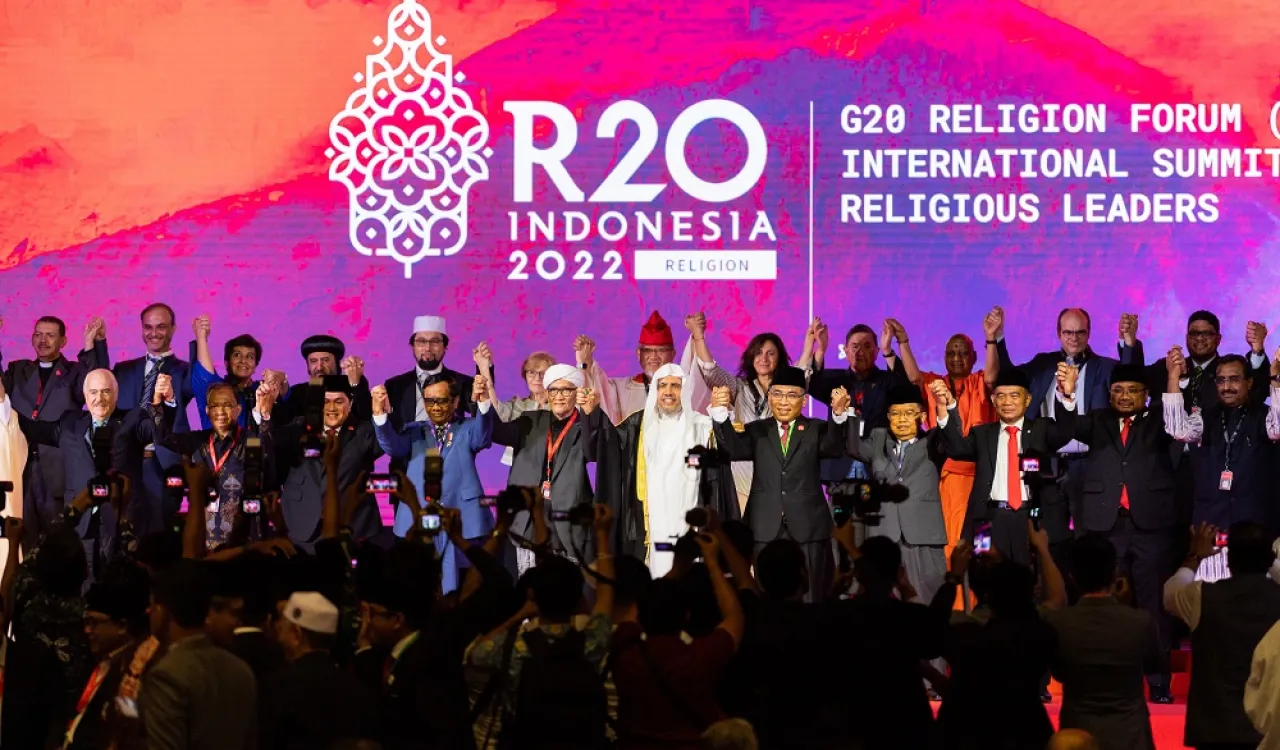 Dr. Al-Issa Praises Islamic Solidarity at R20 Summit