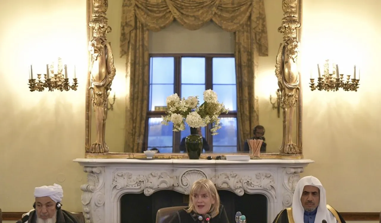 بحضور عدد من الشخصيات الدينية والسياسية والفكرية معالي الشيخ د.محمد العيسى⁩ متحدثاً رئيساً مساء أمس في حفل افتتاح ملتقى ويلتون بارك بالمملكة المتحدة حول"المواطنة الشاملة" (wilton park منظمة عالمية للحوار انطلقت برعاية المملكة المتحدة من 70 عاماً تهدف لمعالجة التحديات العالمية).