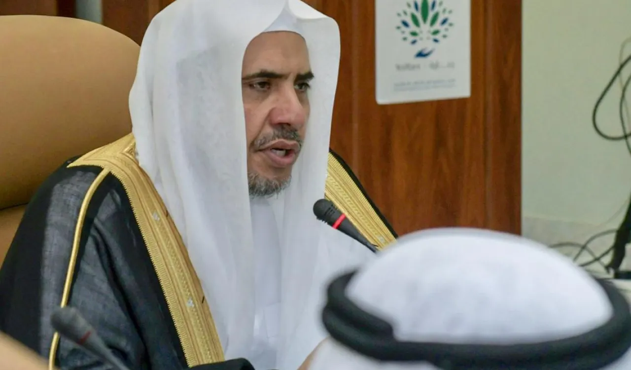 رابطة العالم الإسلامي تقدم برامج إفطار صائم وسلال الخير في 28 دولة