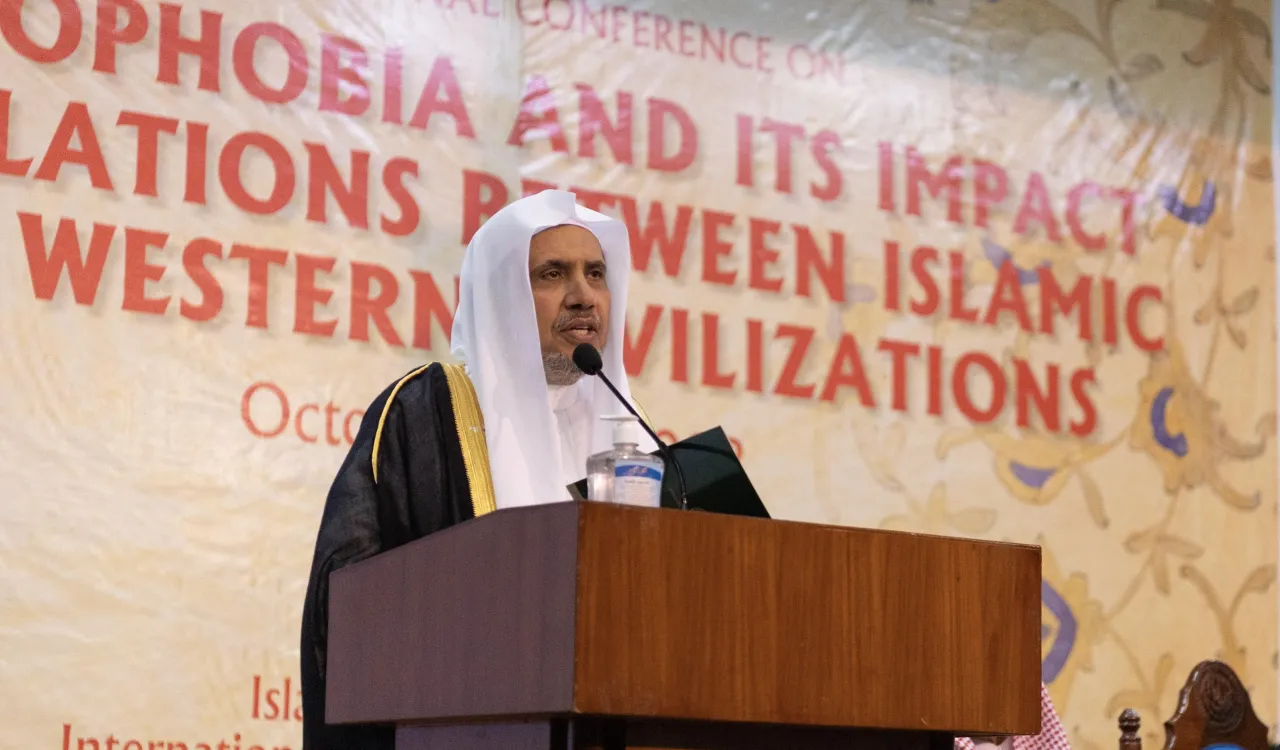 Les résultats de la Conférence internationale du Pakistan, parrainée par la Ligueislamiquemondiale il y a deux ans, ont constitué une étape importante pour contribuer au renforcement de l'action islamique commune dans la lutte contre la haine de  l’Islam.