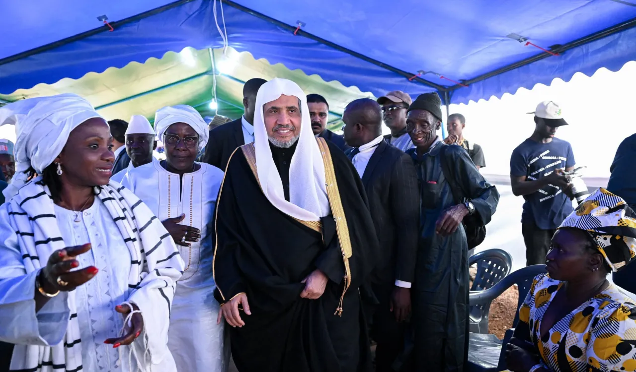 برنامه‌های مبارزه با نابینایی در غرب آفریقا گامی نوین و مؤثر است که جناب دبیر کل، آقای دکتر شیخ محمد العیسی     در جمهوری گینه بیسائو، در چارچوب طرحی بلندپروازانه که سازمان همبستگی جهان اسلام آن را برای مقابله با نابینایی در آفریقا اجرا می‌کند، آغاز کرد