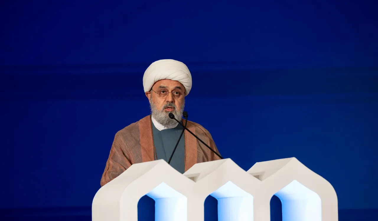 سماحة الأمين العام للمجمع العالمي للتقريب بين المذاهب الإسلامية آية الله الدكتور: حميد شهرياري، في افتتاح النسخة الثانية من مؤتمر بناء الجسور بين المذاهب‬⁩ الإسلامية