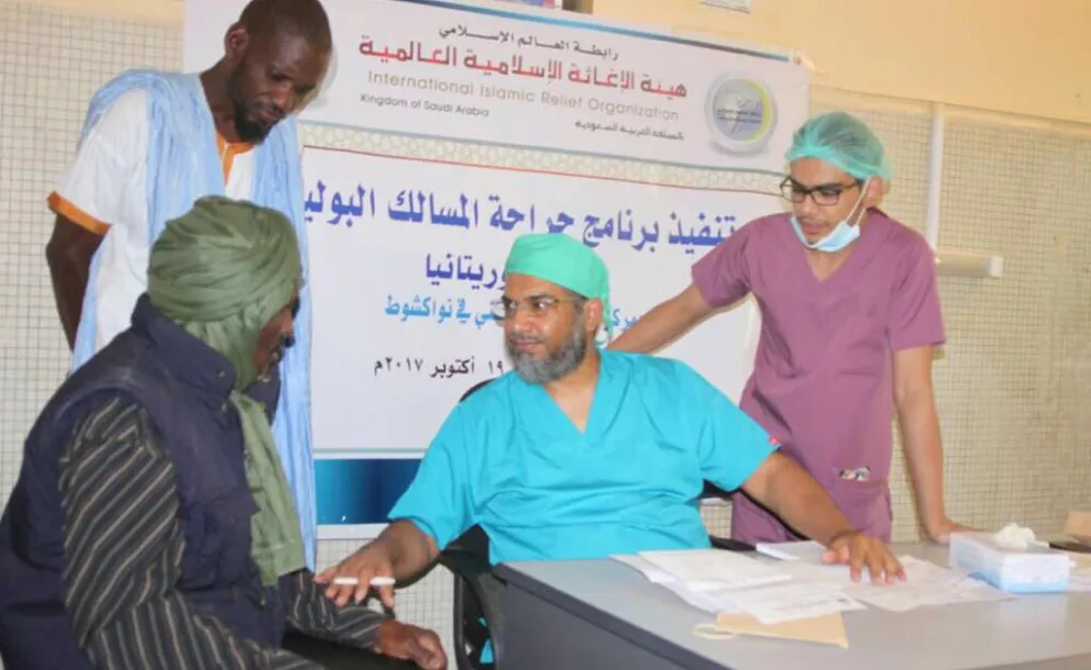 La Ligue Islamiques Mondiale conclut le premier camp d'urologie avec 43 opérations en République de Mauritanie.