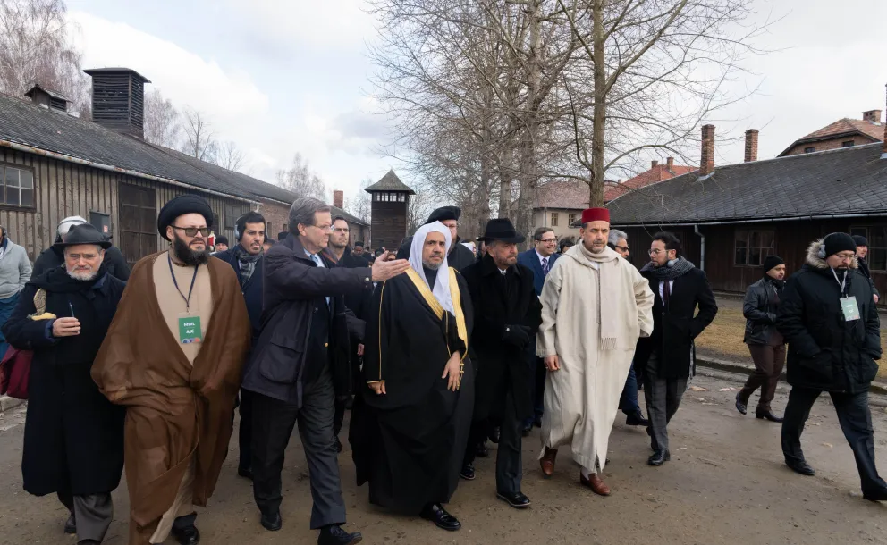 en mémoire des victimes de l’holocauste Mohammad Alissa a présidé une haute délégation de responsables musulmans à Auschwitz