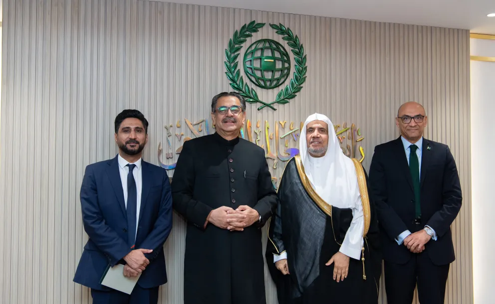 Le Secrétaire général, président de l'Organisation des savants musulmans, cheikh Mohammed alissa a reçu le Ministre des Affaires religieuses de la République islamique du Pakistan, M. Aneeq Ahmed