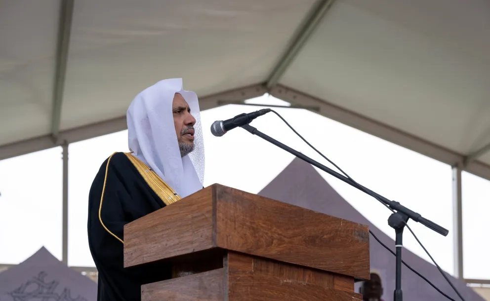 Cheikh Alissa a souligné l’importance de ces concours pour raviver l’esprit de compétition entre les mémorisateurs du Saint Coran et renforcer leur rôle au sein de la société