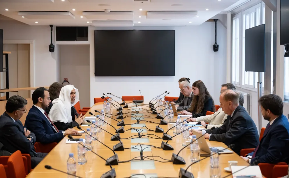 Institut Hubungan Internasional Prancis (IFRI) di ibu kota Prancis, "Paris", mengadakan seminar yang menghadirkan Yang Mulia Sekretaris Jenderal LMD, Ketua Organisasi Ulama Muslim, Syekh Dr. Mohammed Alissa