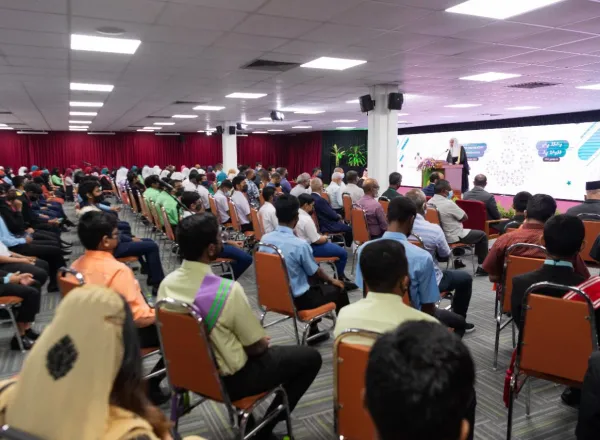 Le Secrétaire général de la Ligue islamique mondiale a conduit une délégation en visite officielle Maldives à l'invitation du président maldivien