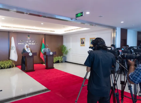 His Excellency Dr. Mohammad Alissa joined the Minister of Foreign Affairs of the Republic of Maldives, His Excellency Mr. Ahmed Khaleel