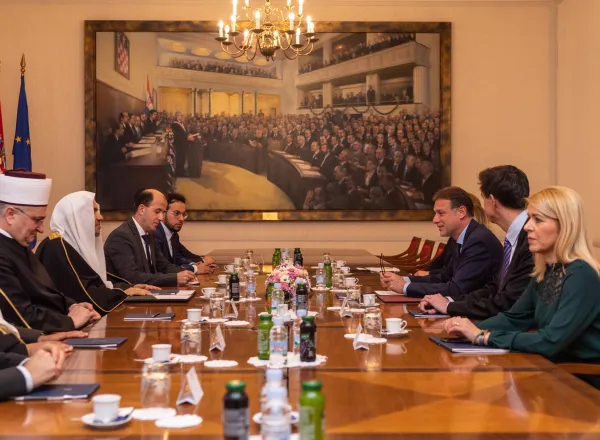 Mohammad Alissa rencontre le président du Parlement croate M. Gordan qui a confirmé son soutien total au congrès de la LIM :”Son impact dépassera les frontières de Croatie pour s’étendre à toute l’Europe de par l’importance du contenu de la déclaration de Zagreb“.