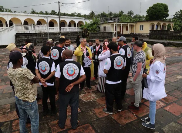 La Ligue Islamique Mondiale organise le plus grand camp de soins de santé publique dans 16 villages des Îles Comores dans le cadre de son plus vaste programme médical.