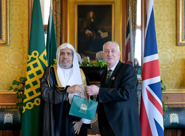 H.E. Sheikh Dr. Mohammed Al-issa, Secretary-General of the Muslim World League (MWL) and Chairman of the Organization of Muslim Scholars, met with H.E. Sir Lindsay Hoyle, Speaker of the British Parliament and Speaker of the House of Commons, at his office in Westminster, in the capital city of London.