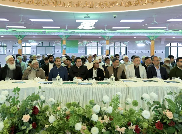 أمينُ عامّ رابطة العالم الإسلامي يزور أكبر جوامع نيوزيلندا