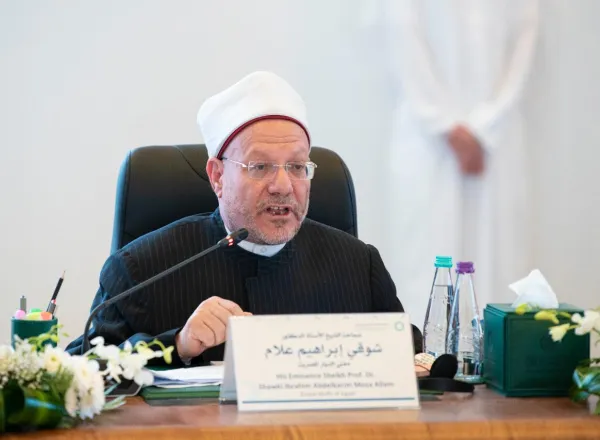 تحت مظلة رابطة العالم الإسلامي.. وبحضور قيادات دينية حول العالم   الرياض تشهد إصدار: "إعلان القيم الإنسانية المشتركة".. تأكيد مركزية الدين في الحضارات
