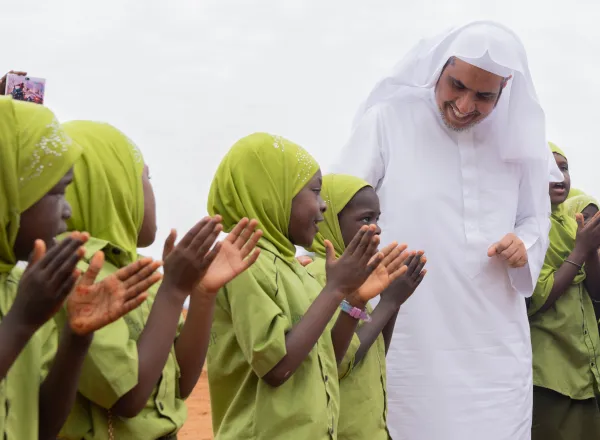 ‏68 كليةً ومعهداً حول العالم تُسخِّرها رابطة العالم الإسلامي‬⁩ لخدمة القرآن الكريم‬⁩ وأهله