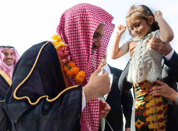 Mohammad Alissa est arrivé à Bali, lieu du Sommet du G20 de cette année pour présider le Sommet du Groupe des   Religions SommetR20. Il a été reçu par le Gouverneur de Bali