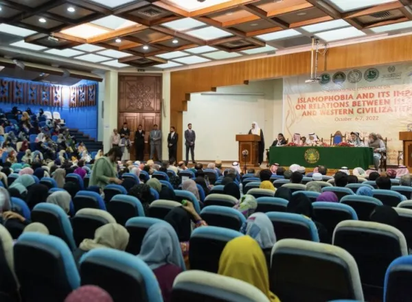 Au cours de cette année la Ligue islamique  mondiale a organisé des dizaines de rencontres spirituelles afin d’étudier et de méditer sur cette biographie qui a changé le cours de l'Histoire, qu’est celle de notre Prophète, (paix sur lui)