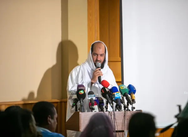 انعقاد الندوة الدولية لـ ⁧‫وثيقة مكة المكرمة‬⁩ في دورتها الثالثة بالعاصمة الموريتانية نواكشوط، تحت عنوان: "الأثر القانوني والحقوقي لوثيقة مكة المكرمة"، بحضورٍ نخبويٍّ من كبار العلماء والمفكرين وأعضاء الحكومة وممثلي السلك الدبلوماسي، وبمشاركة ضيوفٍ قادمين من مالي