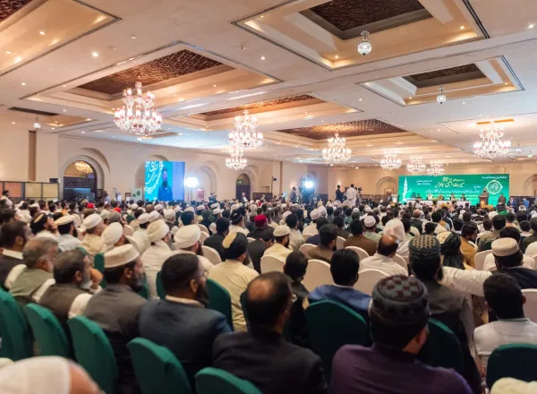 حضور كثيف شهده مؤتمر السيرة النبوية في إسلام آباد