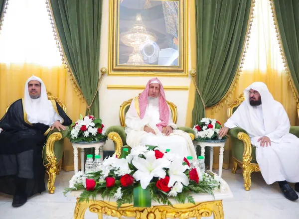 الشيخ السديد يحتفي بسماحة المفتي والشيخ محمد العيسى واعضاء المجلس