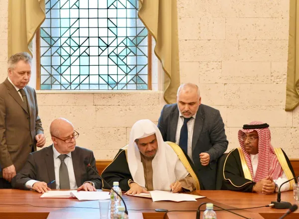 رابطہ اور روسی استشراق انسٹیوٹ کے درمیان تعاون سمجھوتے پر دستخط۔