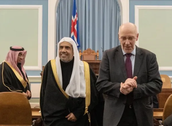 Mohammad Alissa a rencontré le Président du parlement islandais M. Sigvosson avec un certain nombre de parlementaires au siège du parlement à Reykjavik