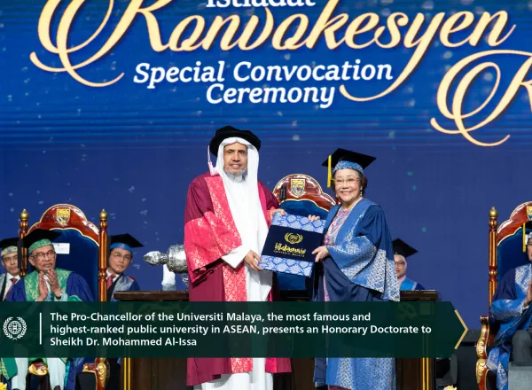 The most famous and highest ranked public university in ASEAN, Universiti Malaya, from which graduated the most prominent Malaysian political leaders, awards His Excellency Sheikh Dr. Mohammed Alissa