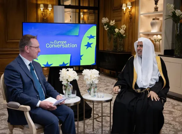 ‏تنتشرُ جهودُ ⁧‫رابطة العالم الإسلامي‬⁩ حولَ العالم؛ لإيضاح حقيقة الإسلام وترسيخ قِيَمه، التي جاءت بمكارم الأخلاق، وبالرحمة، والسّلام للعالَمين