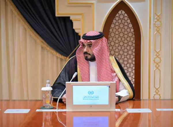 د.العيسى يُدشّن الخطة الاستراتيجية "المطورة" والحوكمة "المُحَدَّثة" لرابطة العالم الإسلامي