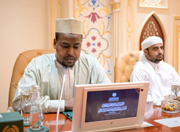 ‏في هذا اليوم من مكة المكرمة:  ‏معالي الأمين العام، فضيلة الشيخ د. ⁧‫محمد العيسى‬⁩‬⁩ يُطلق "المجموعة الأولى من المصاحف المرتّلة لرابطة العالم الإسلامي" والتي ستكون متاحةً للتحميل مجاناً:
