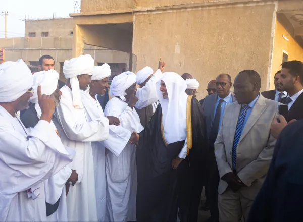 جناب دبیرکل در سودان همكارى و پشتیبانی در راستاى بازسازی پایه‌های ثبات و صلح، و دیدارهای سطح‌بالایی که توسط جناب اقاى دکتر شيخ محمد العیسی ، با رهبران دولت و انجمن‌های علمای دینی صورت گرفت: