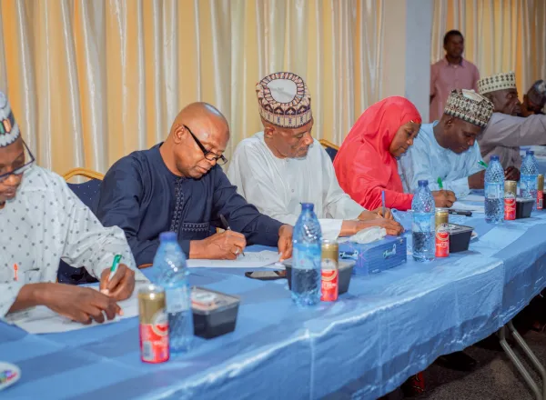 La Ligue islamique mondiale met en œuvre, au Nigéria, un programme de formation destiné aux infirmiers spécialisés en ophtalmologie et aux professionnels de santé, axé sur le renforcement des capacités et l’amélioration des compétences pour la prestation