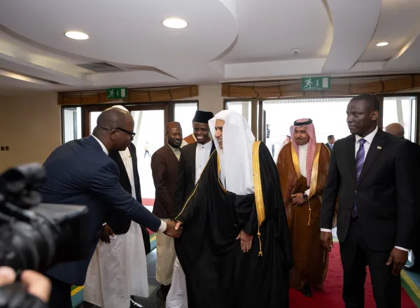 Le  Secrétaire général, cheikh Mohammed Al-Issa est arrivé dans la capitale rwandaise, Kigali