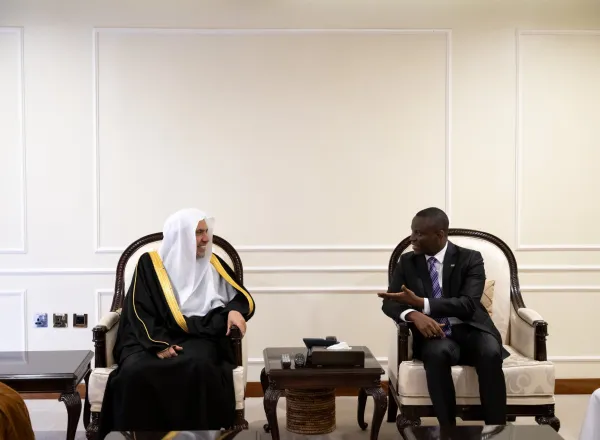 Le  Secrétaire général, cheikh Mohammed Al-Issa est arrivé dans la capitale rwandaise, Kigali