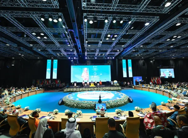 صور من القمة الدولية الثالثة للقيادات الدينية، بمشاركة معالي الأمين العام، رئيس هيئة علماء المسلمين، فضيلة الشيخ د. ⁧‫محمد العيسى‬⁩ ‬⁩ متحدثا رئيسيا في حفل الافتتاح