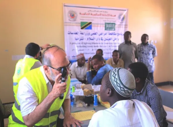 La LIM exécute un programme sanitaire en Afrique contre la cécité pour près de 25 000 patients avec 2700 opérations.