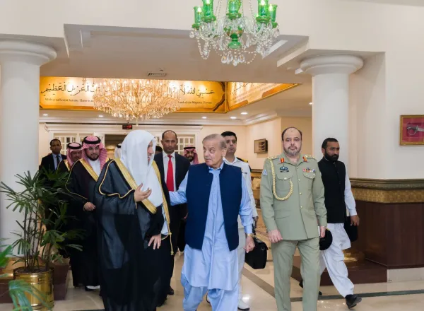 Ceremonia de clausura del gran concurso de aprendizaje del Corán en Asia del Sur: En presencia del Primer Ministro de Pakistán, Sr. Muhammad Shehbaz Sharif