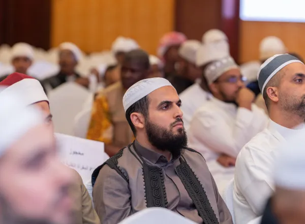 أكبر احتفالية قرآنيةٍ على المستوى الأفريقي  الأمين العام لرابطة العالم الإسلامي يُكرِّم الفائزين في مسابقة النُّخبة للقراءات العشر