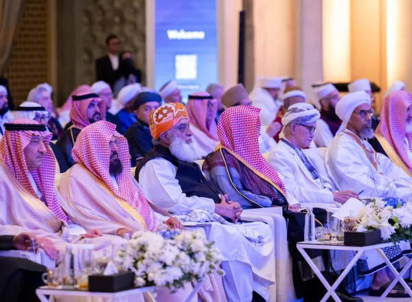 النسخة الثانية للمؤتمر الدولي: ⁧‫بناء الجسور بين المذاهب‬⁩ الإسلامية، خطوةٌ أبعدُ في الأُلفة الإسلامية، نحو فعاليةٍ تتجاوز مُعاد الحوارات ومُكرَّرَها، إلى وضع البرامج العملية لوثيقة بناء الجسور بين المذاهب الإسلامية، وتنسيق المواقف لمواجهة التحديات والمخاطر المُشترَكة.