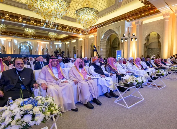 معالي الأمين العام، رئيس هيئة علماء المسلمين، فضيلة الشيخ، د.⁧‫محمد العيسى‬⁩ في الجلسة الافتتاحية لمؤتمر ⁧‫بناء الجسور بين المذاهب‬⁩ الإسلامية