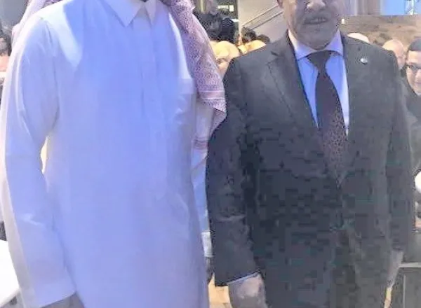 ‏الأستاذ خالد العتيبي سكرتير الشؤون الدولية لمعالي الأمين العام يحصل بعد عام من التكوين العلمي والبحثي والتطبيقي بمركز ⁧‫كايسيد‬⁩ في ⁧‫فيينا‬⁩ على الزمالة العالمية للحوار