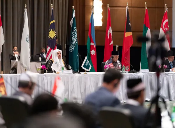 برعاية دولة رئيس الوزراء الماليزي الأمين العام لرابطة العالم الإسلامي يدشن مجلس علماء آسْيان