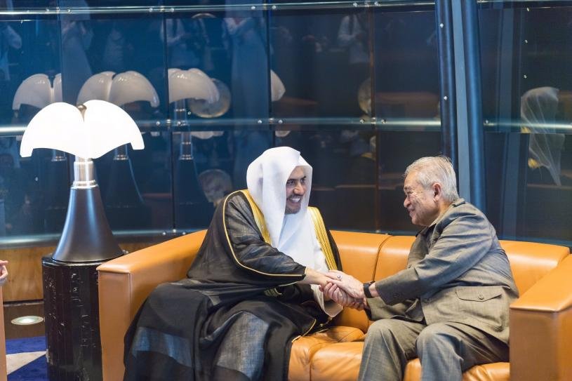 ‏لقاء معالي الأمين العام (أثناء زيارته لماليزيا) بدولة السيد عبد الله الحاج بدوي رئيس الوزراء الماليزي السابق 